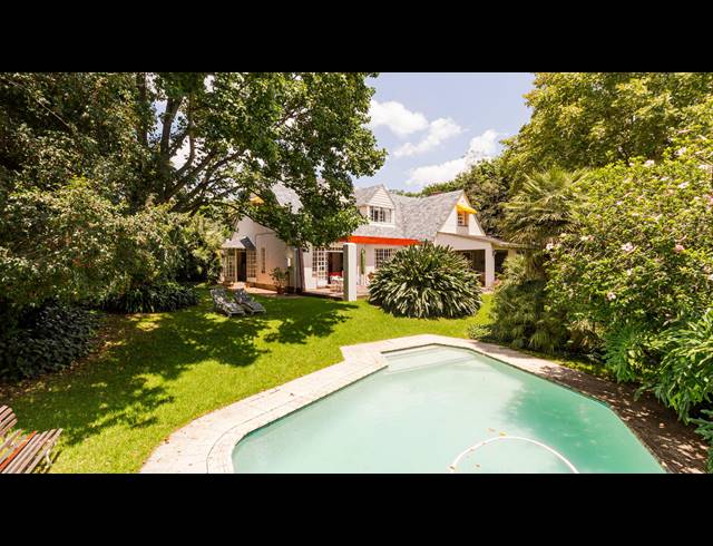 4 BEDROOM HOUSE FOR SALE IN DUNKELD WEST